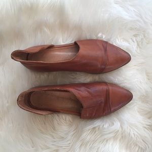 Free People Royale Flat, Size 40.